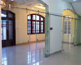 Cửa kính cường lực lùa